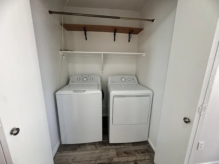 9138 W Ross Ave — Photo 13