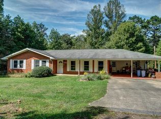 285 Sunrise St, Murphy, NC 28906