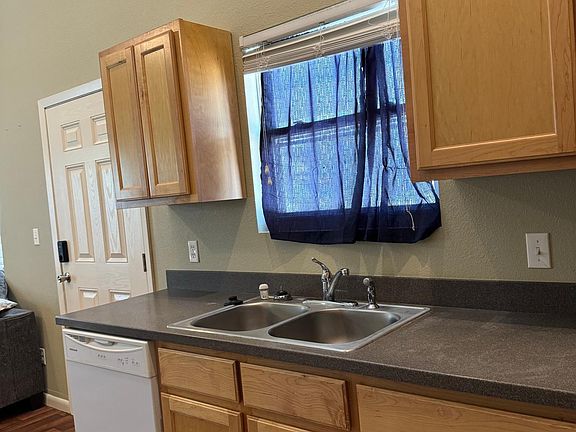5th image of 419 W Concho St Unit F