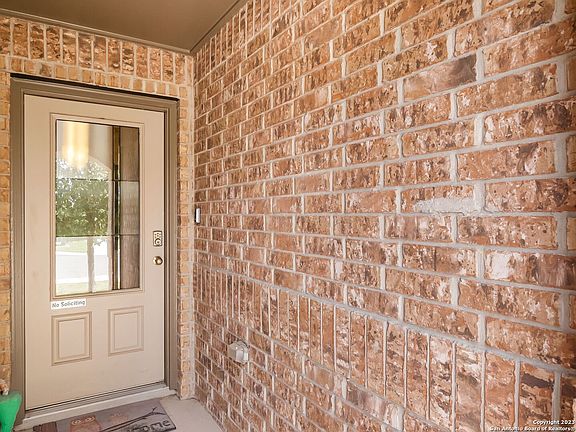 4th image of 8724 Ironwood Hill