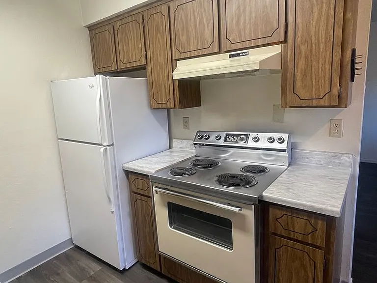 1415 N Virginia St — Photo 20