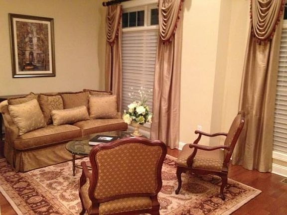 Living Room - Vaulted Cei