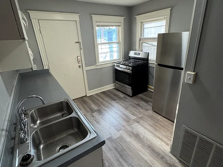4124 Warwick Blvd #2 — Photo 10