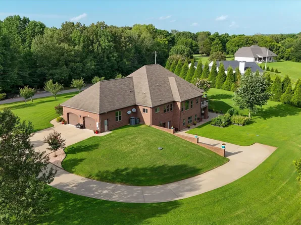 3870 Head Rd, Adams, TN 37010