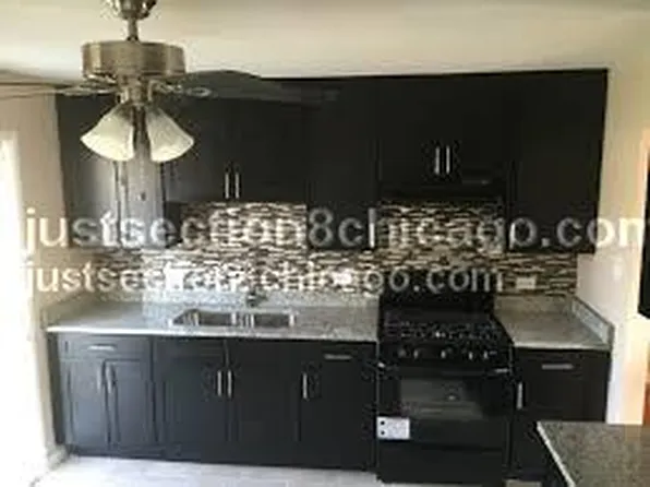 5335 W Race Ave #1, Chicago, IL 60644