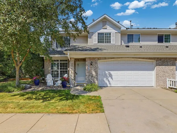 10100 Bridgehill Ter, Eden Prairie, MN 55347
