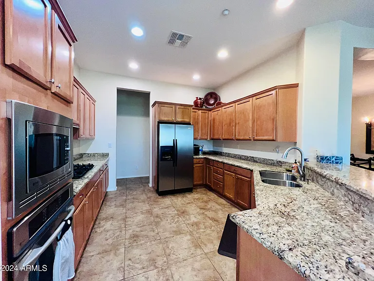 1653 W Ainsworth Dr — Photo 11