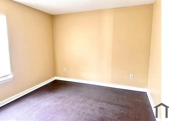 2509 Derbyshire Ave — Photo 10
