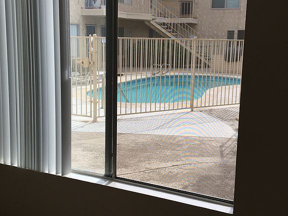 3rd image of 4825 Del Mar Avenue # Fl 1ST