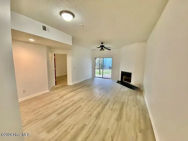 2 bed, 2.0 bath, $1,700 — Photo 4