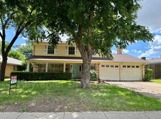 2505 Crestview Cir, Irving, TX 75062