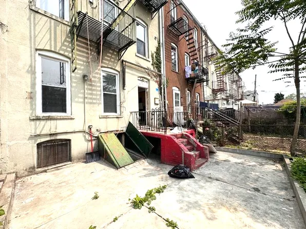 80-10 95th Avenue 1B image 31 of 32