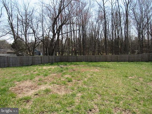 4th image of 1887 West Blvd