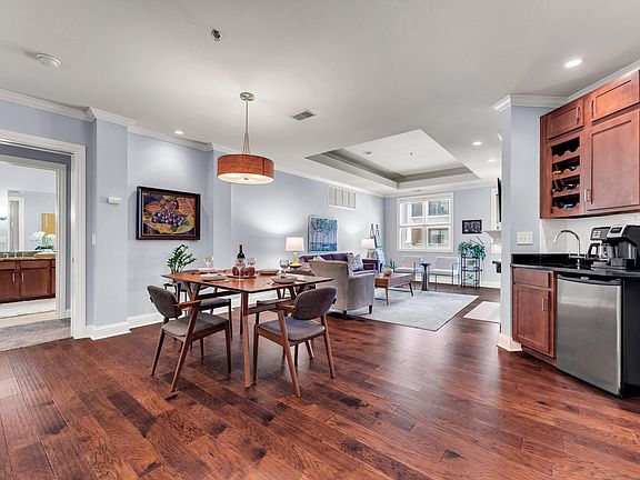 210BransonLanding-14-8