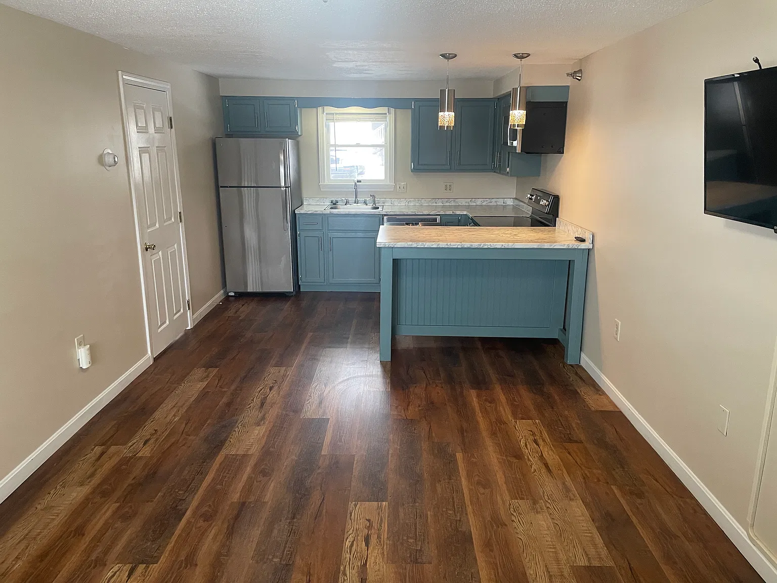 1 bed, 550 sqft, $1,425 — Photo 1