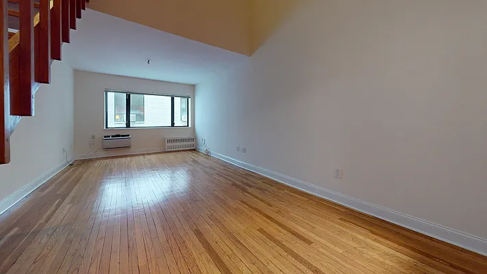 Rented by Bond New York | media 12