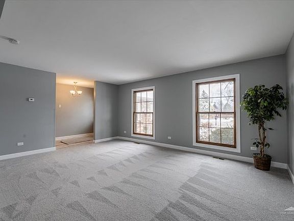 4th image of 566 Lorelei Dr