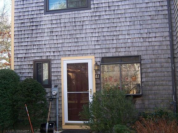 2nd image of 81 Roundhouse Road #81