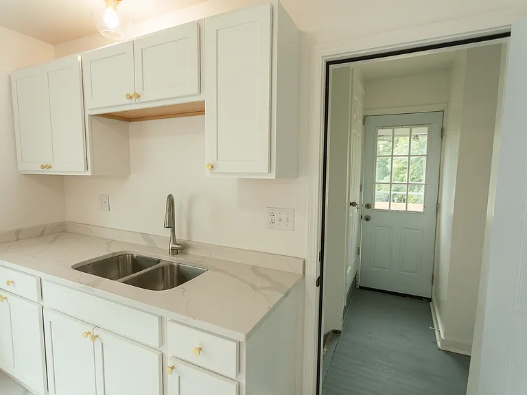 525 Winton St #2 — Photo 17