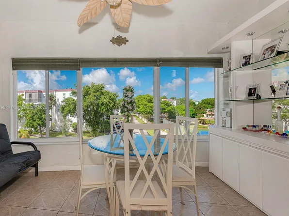 3990 NW 42nd Ave APT 302, Fort Lauderdale, FL 33319