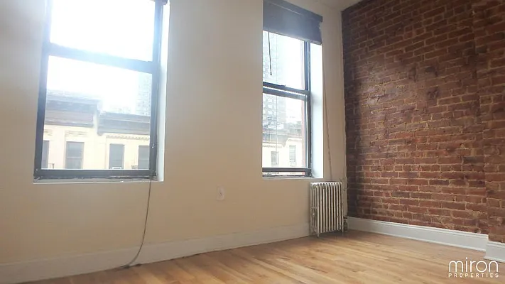 Rented by Miron Properties | media 9