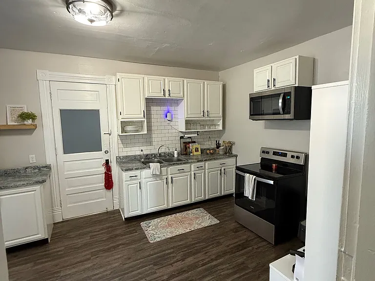 Spacious kitchen