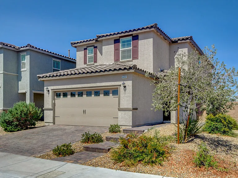 6458 Blue Ember Ave — Photo 3