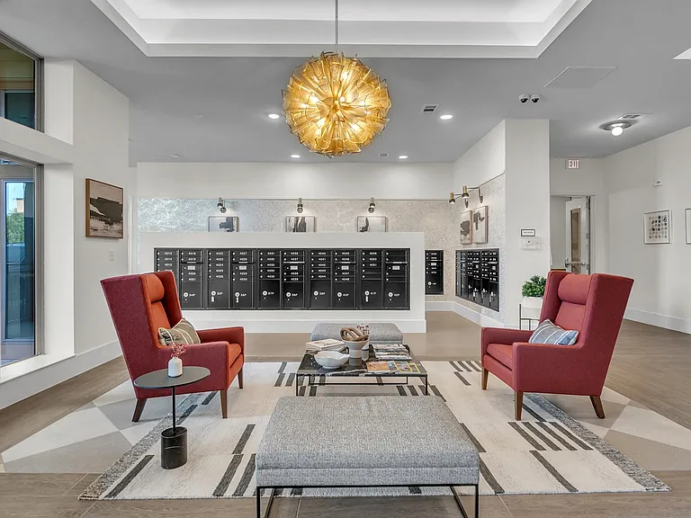 Jolie Pflugerville — Photo 13