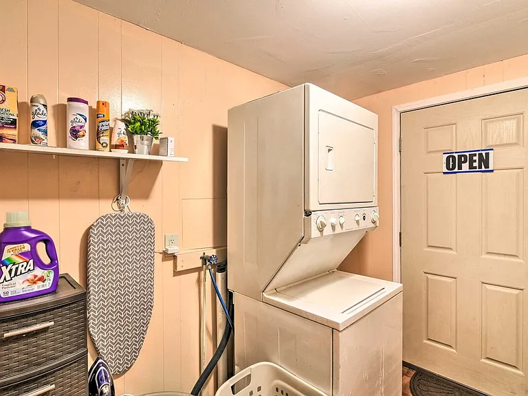 Laundry Room Cabinet