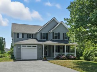 8 Bayberry Ave, Kennebunk, ME 04043
