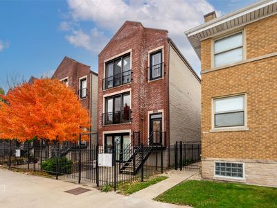 6643 W Belmont Ave #2, Chicago, IL, 60634