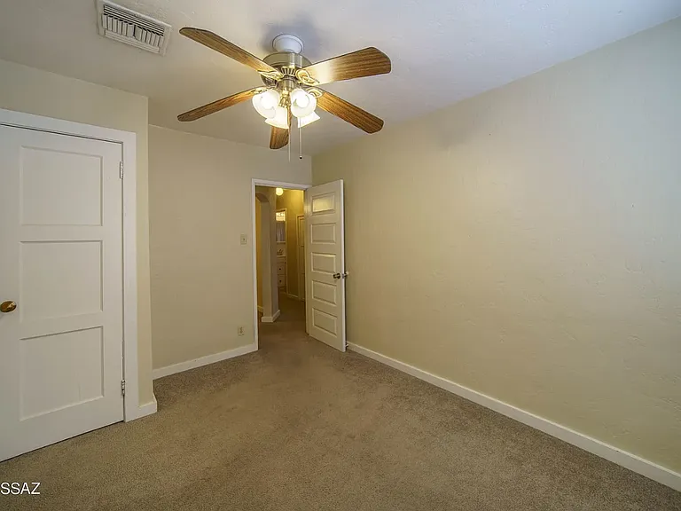 3438 E Lee St — Photo 22