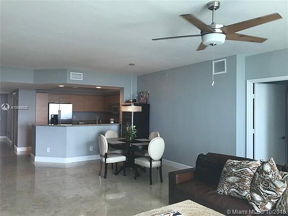 Home For Sale In The Oaks