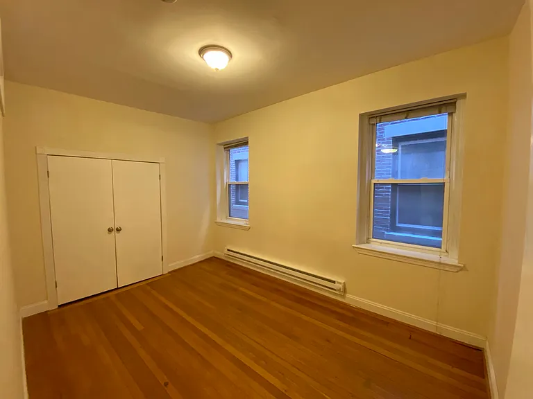 13 Aberdeen St #4 — Photo 5