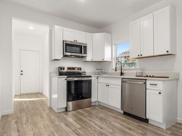 Additional property image - 1203 S Waverly Dr, Dallas, TX 75208