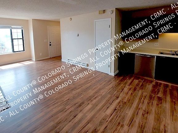 4th image of 5525 Tomah Dr APT B