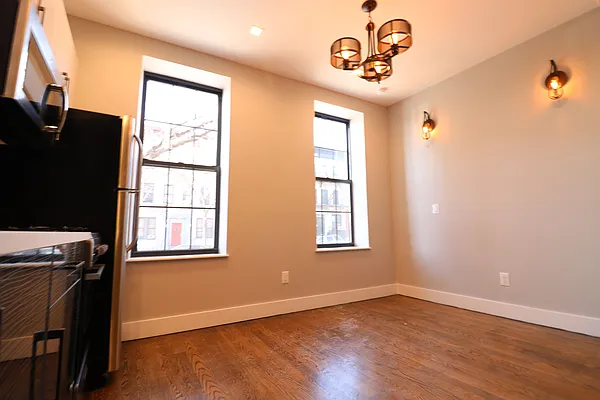 Rented by Nooklyn NYC LLC | media 2