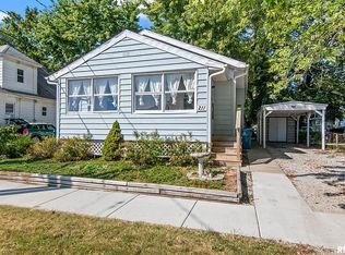 211 W Vine St, Springfield, IL 62704