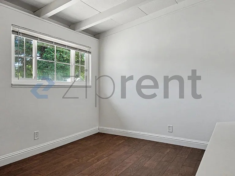 1937 Terrace Dr — Photo 17