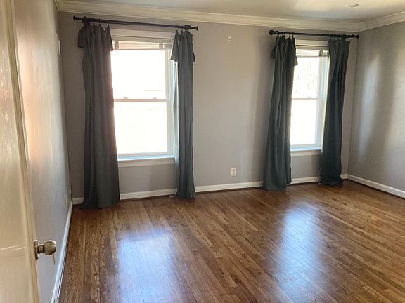 5th image of 8417 Gannon Ave