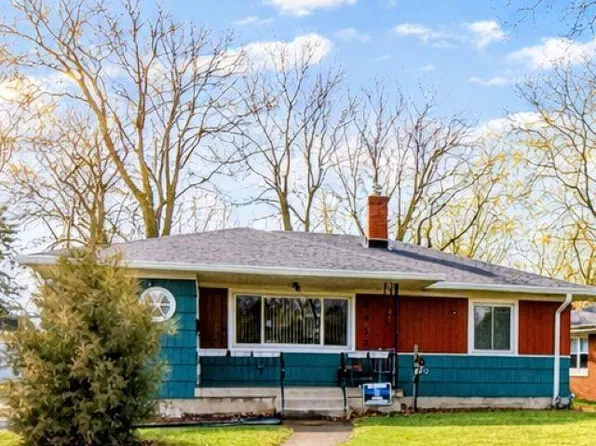 8412G Greenwood Ave, Munster, IN 46321