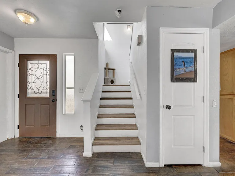 6644 Pepperidge Way — Photo 22