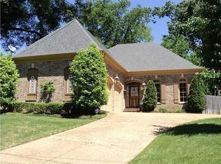 66 N Cox St, Memphis, TN 38104