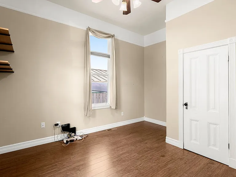 1144 NE Morton St — Photo 16