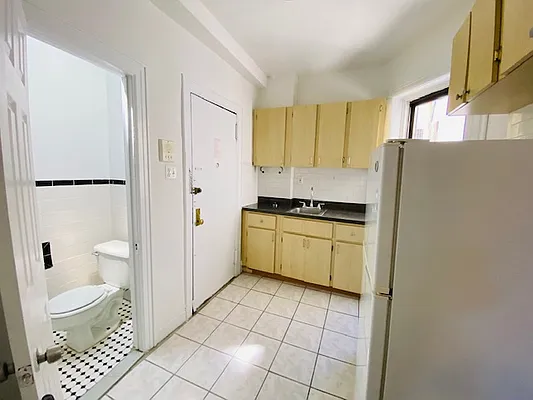 Rented by Highline Residential | media 7