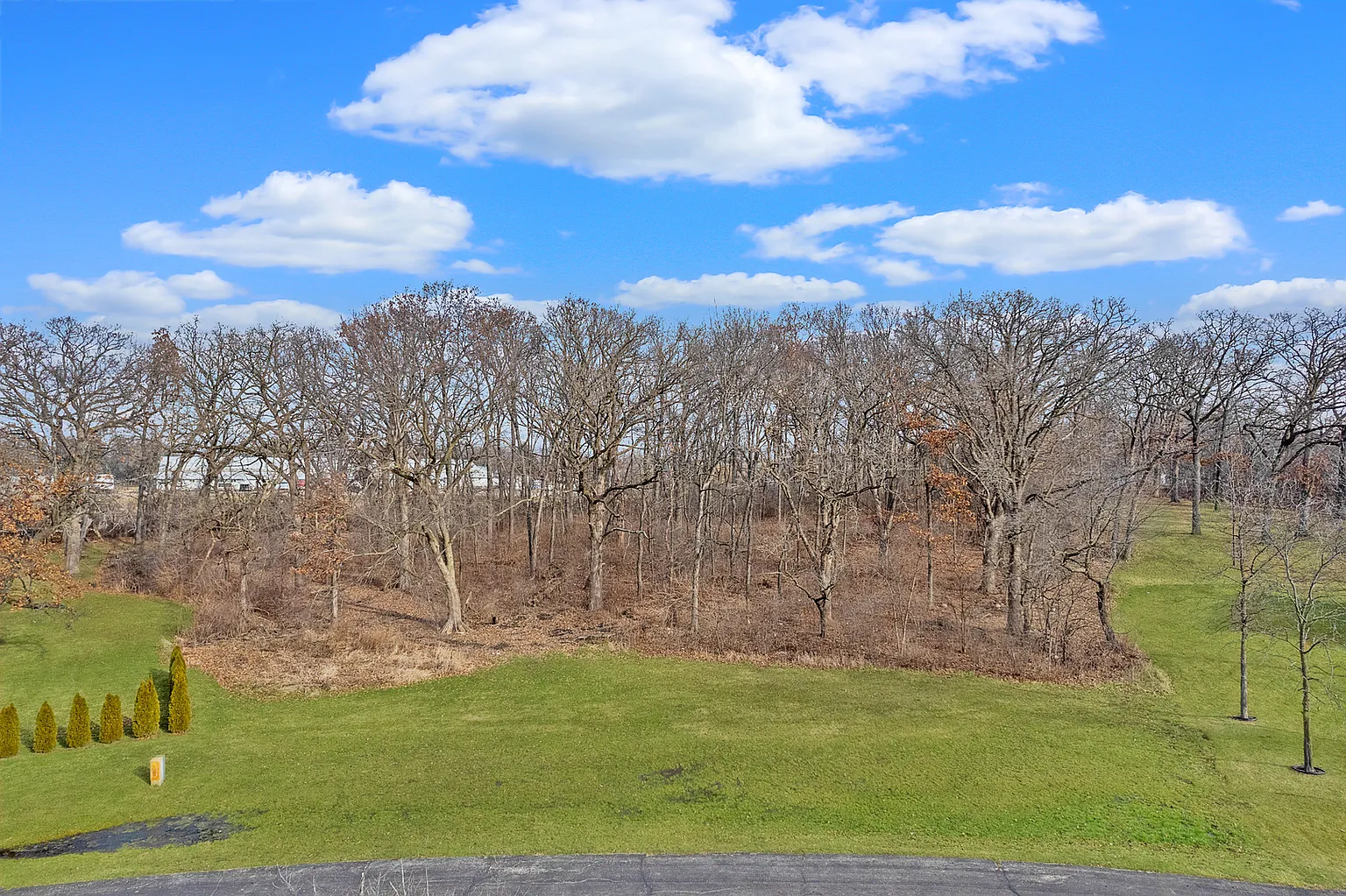 30W170 White Oak Ln photo 1