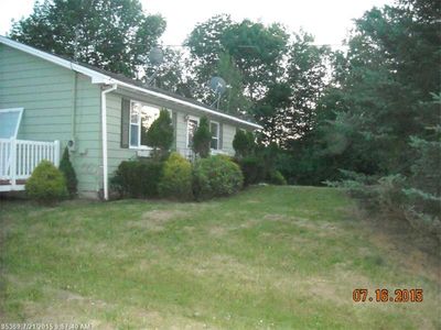 125 Old Bangor Rd, Newport, ME, 04953