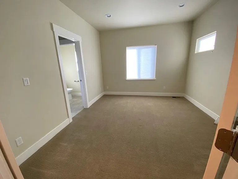 20781 Kilbourne Loop — Photo 8