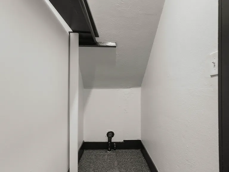 Ambassador — Photo 67