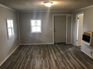 736 S Noble St APT 3, Shelbyville, IN 46176
